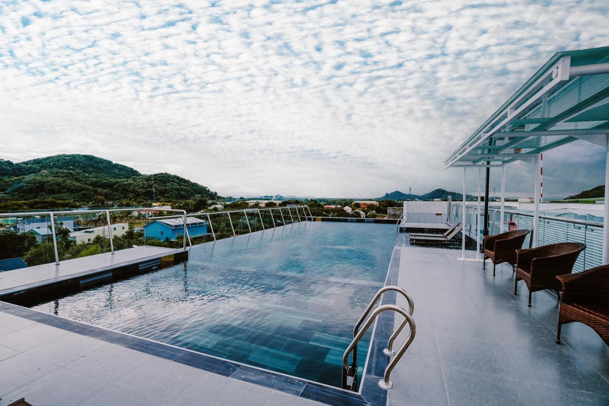 Sunrise Hotel Ha Tien Dış mekan fotoğraf